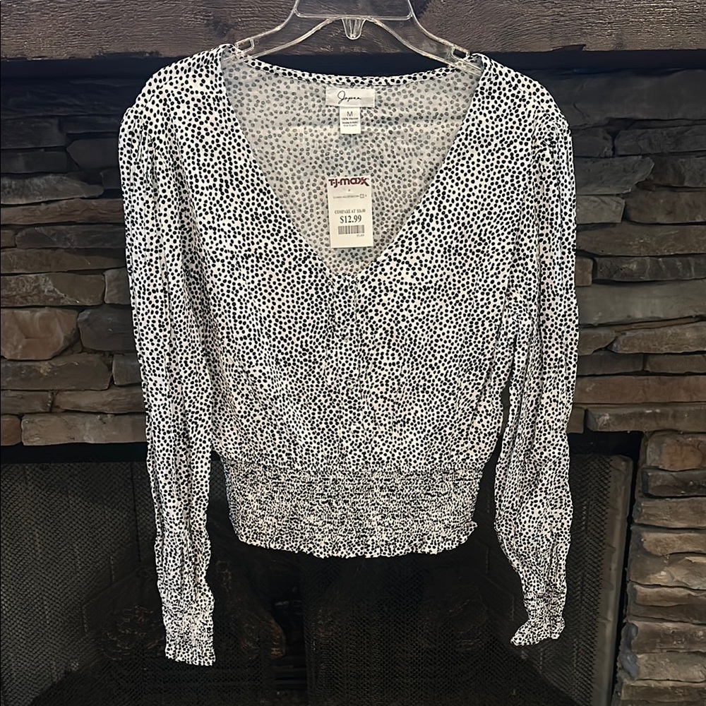 Jones New York Black and White Fitted Ruched Blouse